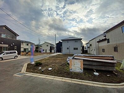 外観：販売されている全ての土地が、宅地用の土地であるとは限りません。都市計画法に基づき、基本的に住宅を建てることができるのは土地計画区であることに加え、市街化区域として定められている地域のみとなっています。