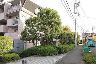 外観：マンションの外観は非常に重要なポイントです！外観の善し悪しは資産価値に大きな影響を与えます。外観のいいマンションを購入することで、高値で売却がしやすく、買い手が見つかりやすいというメリットがあります。