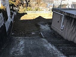 京王相模原線 橋本駅 バス27分 津久井警察署前下車 徒歩6分