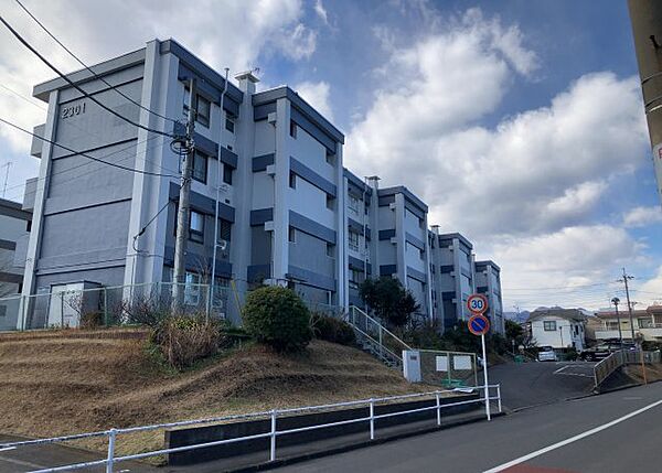 緑ヶ丘第2住宅2301号棟