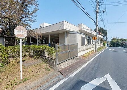 太子幼稚園 徒歩11分。 830m