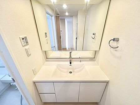 朝の忙しい時間でも身支度準備がスムーズに出来そうですね