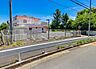 周辺：成田市立新山保育園 徒歩14分。 1100m