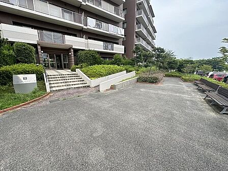 資料請求、ご見学お気軽にお問い合わせください!