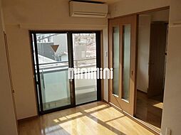 メイゾンチュトワイエ鶴見 3階1Kのリビング/ダイニング