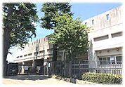 中学校「横浜市立田奈中学校まで699m」