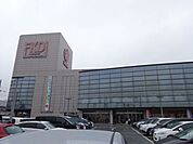 ショッピング施設「福田屋まで2000m」