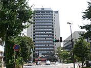 役所「宇都宮市役所まで1100m」