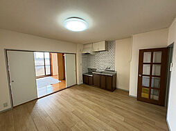 松村マンション 3階1LDKのリビング/ダイニング