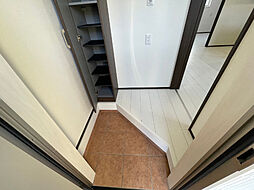 靴の脱ぎ履ぎがしやすい玄関(^^♪