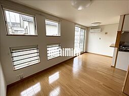 スターアリスVI 2階1LDKのリビング/ダイニング