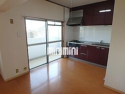 パルハイム85 2階1LDKのリビング/ダイニング