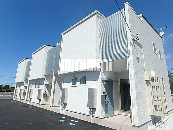 detached 群馬県伊勢崎市香林町１丁目511-3

地図を見る