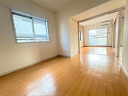 サンモール多摩 2階3LDKのリビング/ダイニング