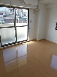 バクランI 2階1LDKのリビング/ダイニング