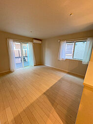 ハーベスト十番館 1階2LDKのリビング/ダイニング