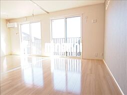 ターナ木曽西Ｂ棟 2階2LDKのリビング/ダイニング