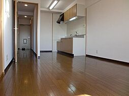 JR東海道・山陽本線 野洲駅 徒歩6分の賃貸マンション 1階3LDKのリビング/ダイニング