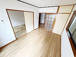 東京メトロ千代田線 綾瀬駅 徒歩12分の賃貸マンション 1階2DKのリビング/ダイニング