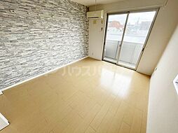 パルズ　プレイス 205 2階1Kのリビング/ダイニング