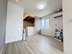 つくばエクスプレス 六町駅 徒歩7分の賃貸アパート 2階2LDKのリビング/ダイニング