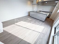 都営新宿線 瑞江駅 徒歩8分の賃貸マンション 6階3LDKのリビング/ダイニング