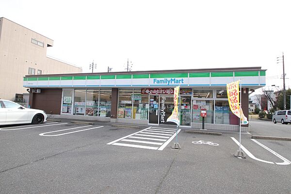 画像20:ファミリーマート　名東牧の原店