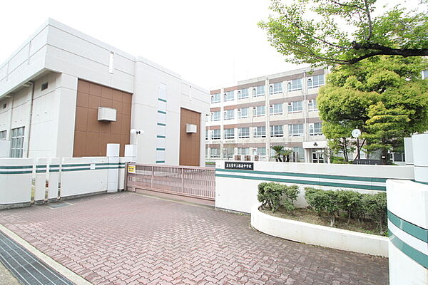 画像17:名古屋市立藤森中学校