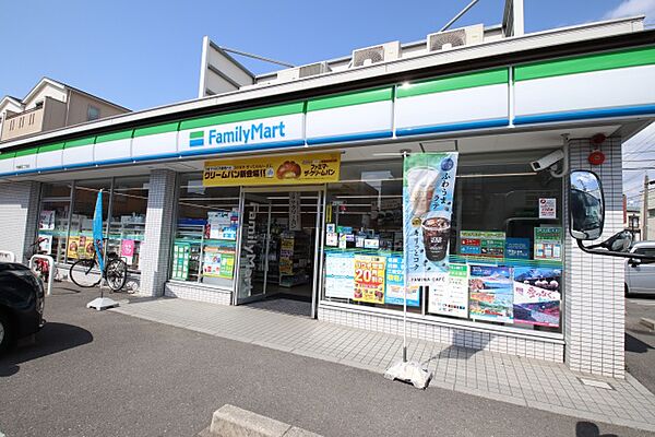 画像13:ファミリーマート　千種春岡二丁目店