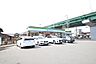 周辺：ファミリーマート 岩塚本通五丁目店