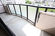 ※同建物の別室のお写真となります