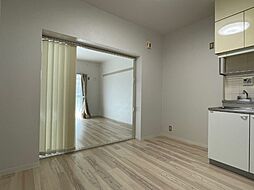 メゾン本陣 1階1DKのリビング/ダイニング