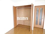たっぷり収納できるクローゼット