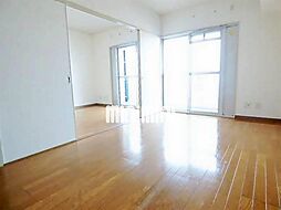 アーバンドエル庄内通 5階2LDKのリビング/ダイニング