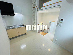 アヴェニールミズキ Ａ 1階ワンルームのリビング/ダイニング