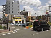 飲食店「マクドナルドまで360m」