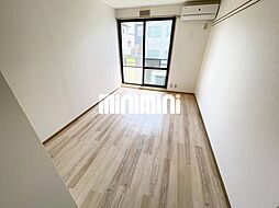 サンビレッヂ平和が丘　ＥＡＳＴ 2階ワンルームのリビング/ダイニング