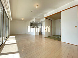 東山公園レジデンス 5階3LDKのリビング/ダイニング