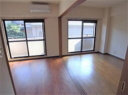 パークサイド名東 3階2DKのリビング/ダイニング