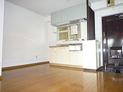 紫磨ビル 4階2LDKのリビング/ダイニング