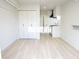 クリスタルテラス本山 8階ワンルームのリビング/ダイニング