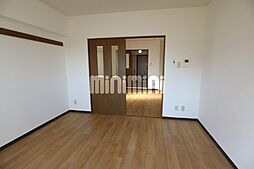 マンション蔵 6階1DKのリビング/ダイニング