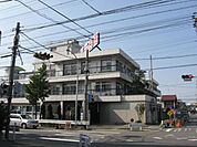 病院「桜井病院まで150m」