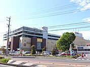 ショッピング施設「アピタまで300m」