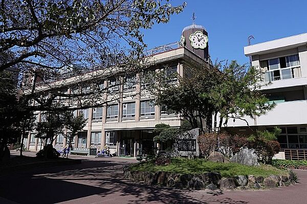 画像21:小学校「名古屋市立東桜小学校まで692m」
