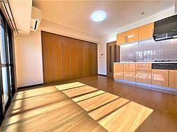 プログレスアサダ瓦町 4階1LDKのリビング/ダイニング