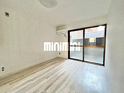 サン・ユートピア 1階ワンルームのリビング/ダイニング