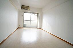 グランドゥール 7階ワンルームのリビング/ダイニング