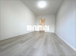 郷前町2丁目マンション 112 1階1Kのリビング/ダイニング