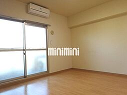 共同ハイツナゴノ 8階1Kのリビング/ダイニング